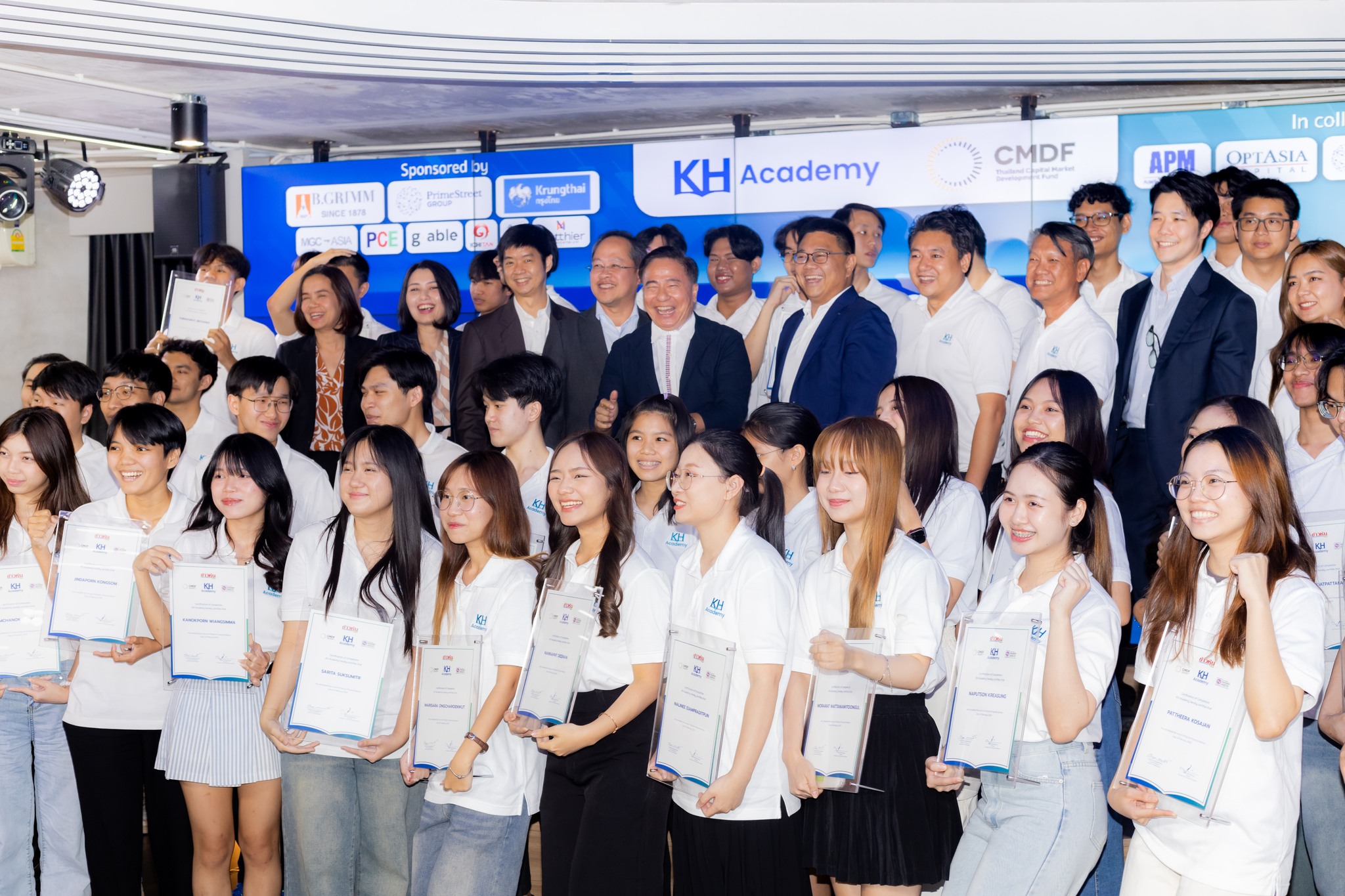 บรรยากาศตอนถ่ายรูปรวม