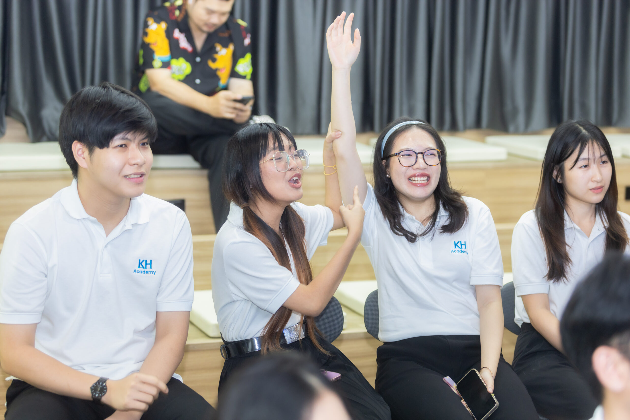 10-04-68 KH Aacdemyปิดหลักสูตรผู้จัดการกองทุน รุ่นที่ 3 (19)