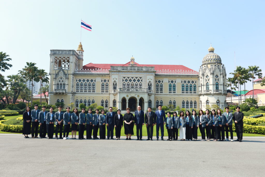 สถาบัน KH Academy นำคณะ WorldNexGen เข้าพบ รมต.ศุภมาส พร้อมเยี่ยมชมทำเนียบรัฐบาล เปิดประตูสู่การพัฒนาทรัพยากรมนุษย์ ระหว่างไทย-เกาหลี